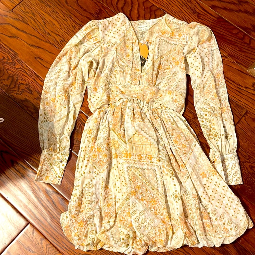 Dress with long sleeves